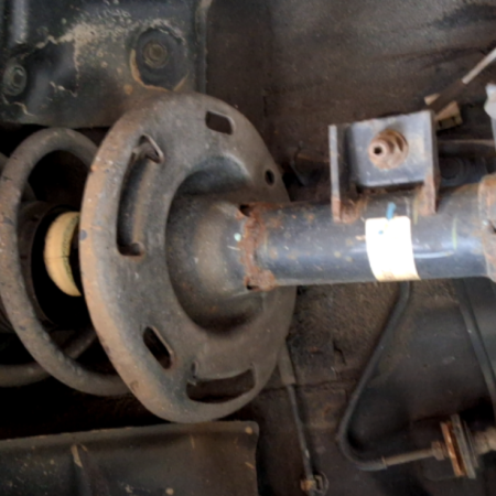 Mazda CX-3  Federbein Stossdämpfer vorne