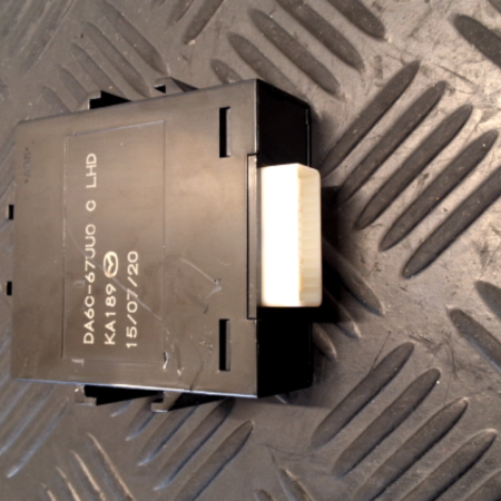 Mazda CX-3  innenraumsteuergerät