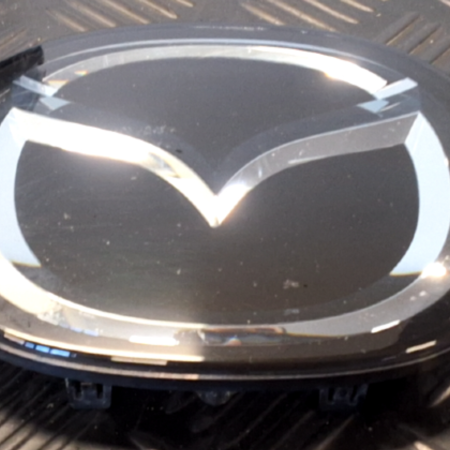 Mazda CX-3  Embleme