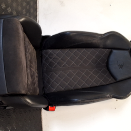 Audi TT  Beifahrersitz