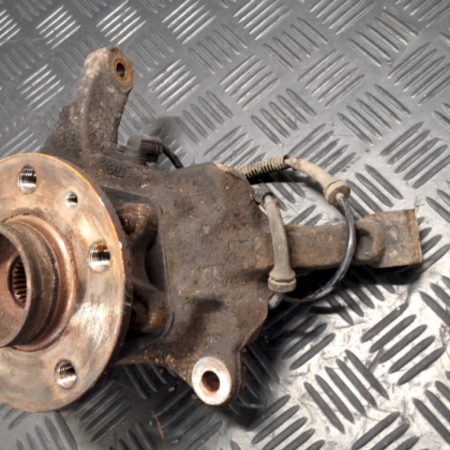 Renault Trafic  Achsschenkel vorn rechts