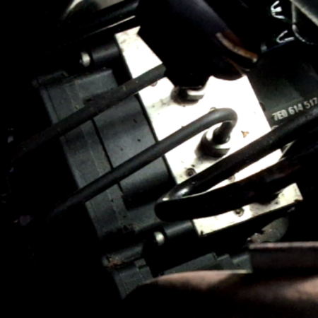 VW T5  ABS Bremsaggregat