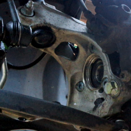 SEAT Leon  Achsschenkel vorne links