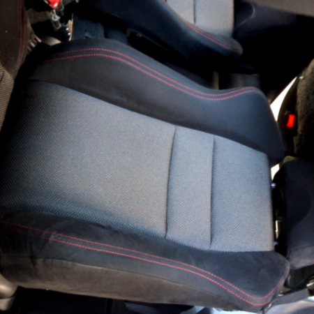 Subaru Brz  Fahrersitz