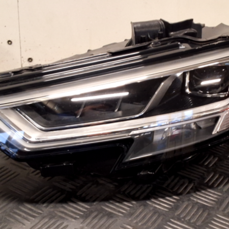 Audi A3  Scheinwerfer links