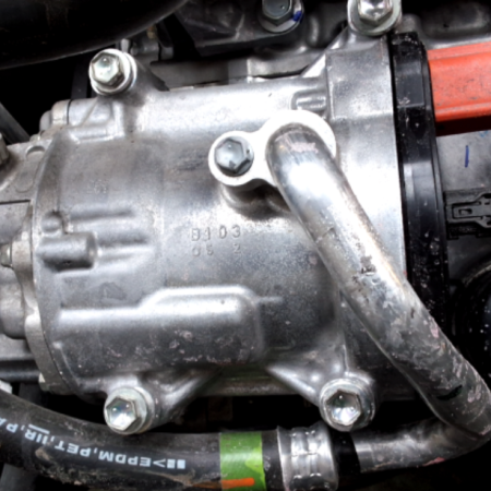 Toyota Yaris Cross  Klimakompressor