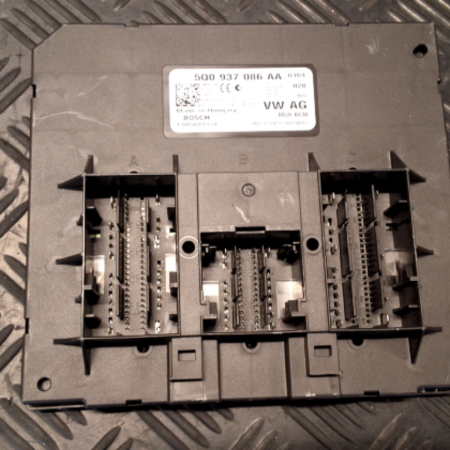 Skoda Octavia  Bordnetz Steuergerät