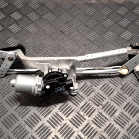Toyota Yaris Cross  Wischermotor vorne