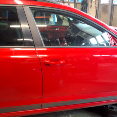 Skoda Octavia  Türe vorne