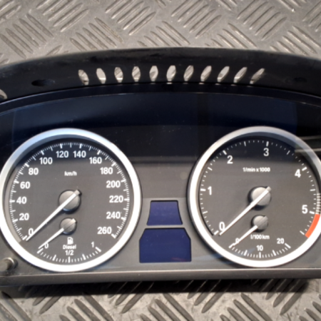 BMW X-serien X6 Kombiinstrument Tacho