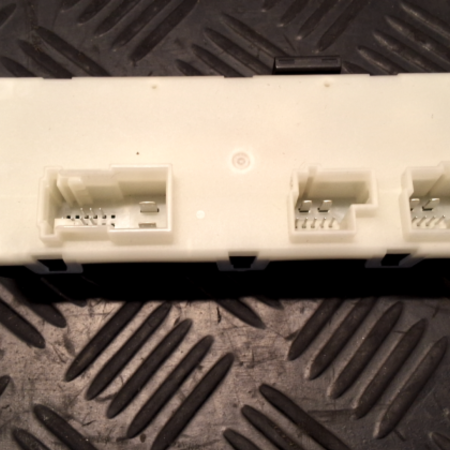 BMW ix3  Heckklappe Steuergerät