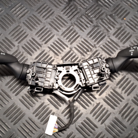 Toyota Yaris Cross  Kombischalter Blinkerschalter