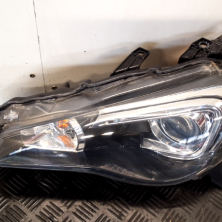 Subaru Brz  Scheinwerfer links