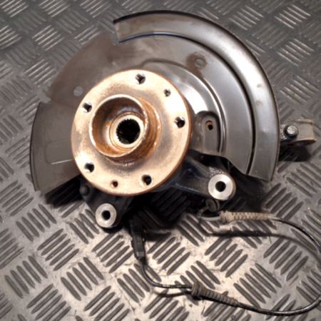 Renault  Captur Achsschenkel vorn rechts