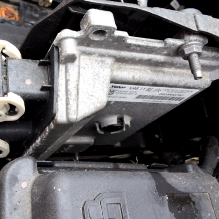 Peugeot 208  Motorsteuergerät