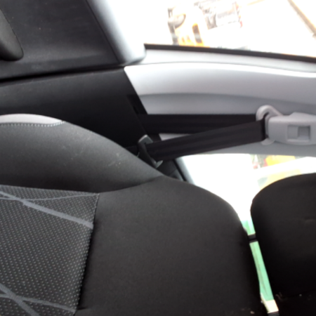 Peugeot 208  Sicherheitsgurte vorne