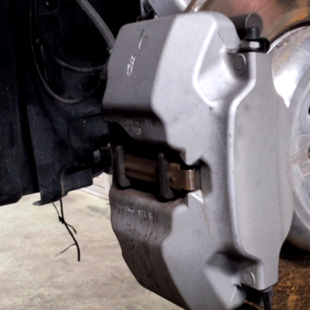 BMW ix3  Bremszange Bremssattel vorne