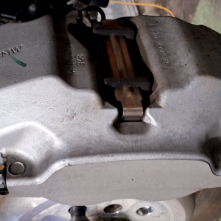 BMW ix3  Bremszange Bremssattel vorne