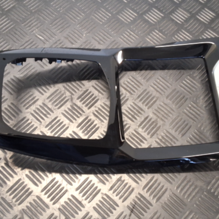 BMW ix3  Zierleisten, Abdeckungen, Verkleidungen