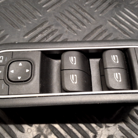 Mercedes-Benz A-CLASS  Fensterheberschalter