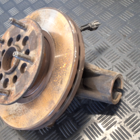 Ford Transit  Achsschenkel vorne links