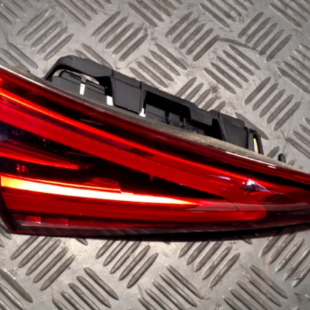 Mercedes-Benz A-CLASS  Rückleuchte links