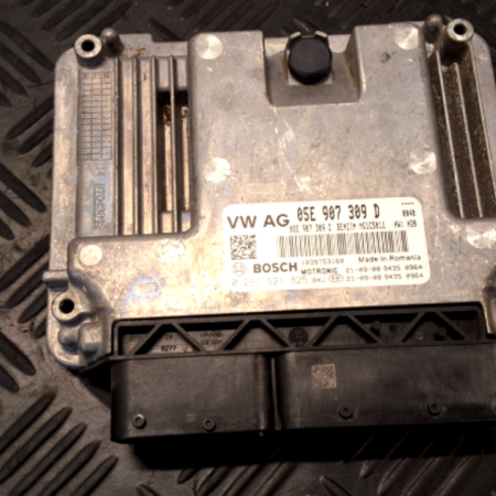 SEAT Leon  Motorsteuergerät