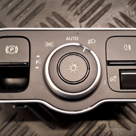 Mercedes-Benz A-CLASS  Lichtschalter