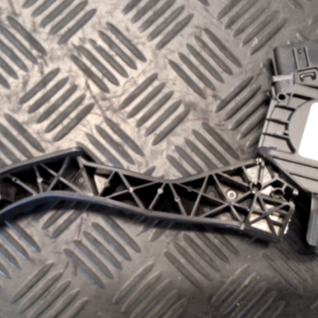 VW Golf 8  Gaspedal