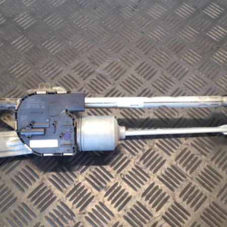 VW Golf 7  Wischermotor vorne