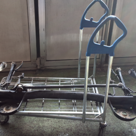 VW Caddy  Achs hinten Achskörper