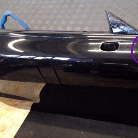 Mercedes-Benz E-CLASS  Türe vorne