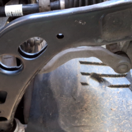 BMW 1-serien 135 Querlenker vorne links