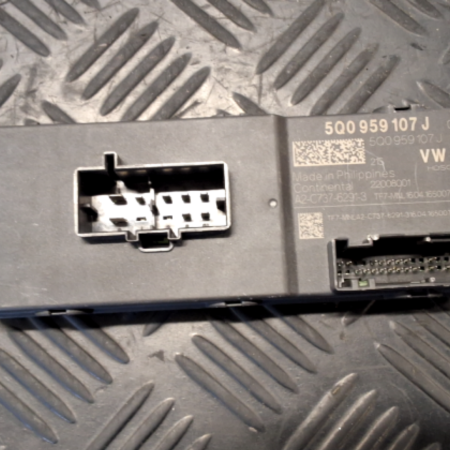 VW Touran  Heckklappe Steuergerät