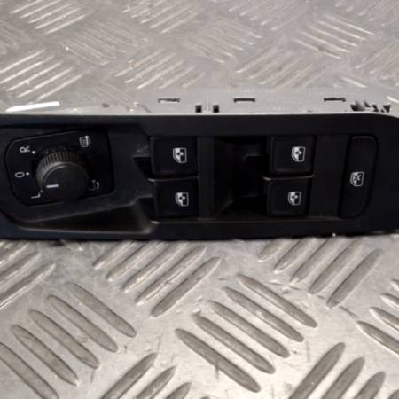 Skoda Karoq  Fensterheberschalter