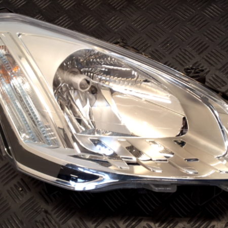 Peugeot Partner  Scheinwerfer rechts