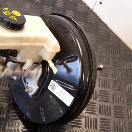 VW Touran  Bremskraftverstärker