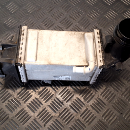 VW Caddy  Ladeluftkühler