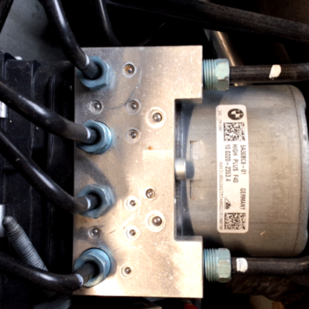 BMW 1-serien 135 ABS Bremsaggregat