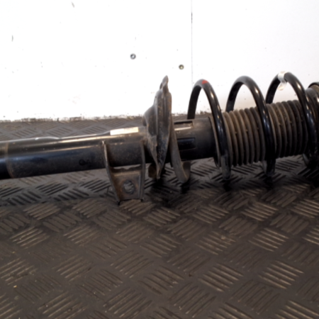 VW Caddy  Federbein Stossdämpfer vorne