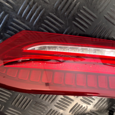 Mercedes-Benz E-CLASS  Rückleuchte rechts