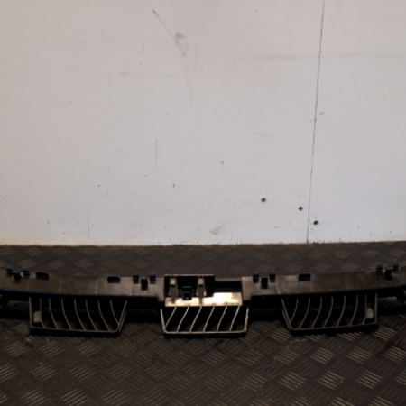 Skoda Karoq  Stossstange halter