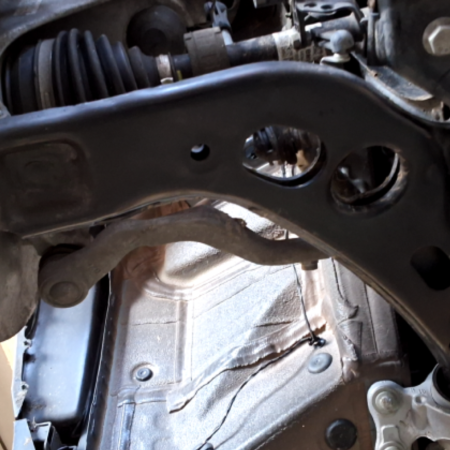 BMW 1-serien 135 Querlenker vorn rechts