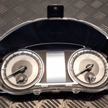 Suzuki Vitara  Kombiinstrument Tacho