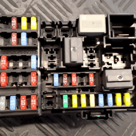 Opel Corsa  Sicherungskasten Relaisträger