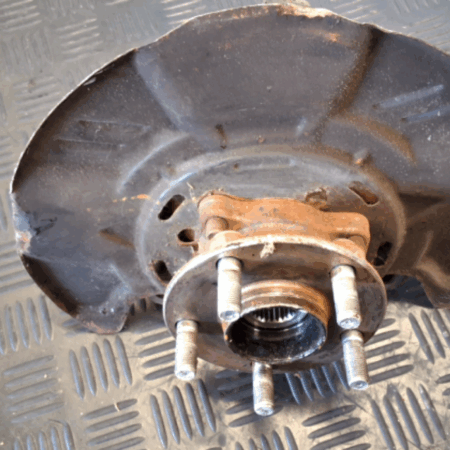 Subaru XV  Achsschenkel vorne links