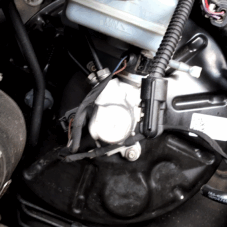 VW Passat  Bremskraftverstärker