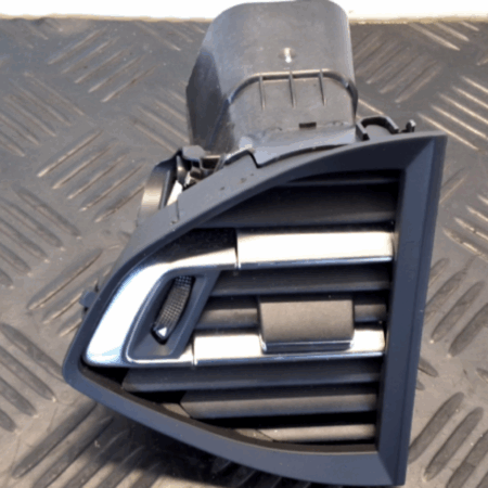 Peugeot 308  Luftdüssen innenraum