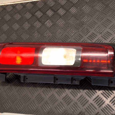 Opel Vivaro  Rückleuchte links