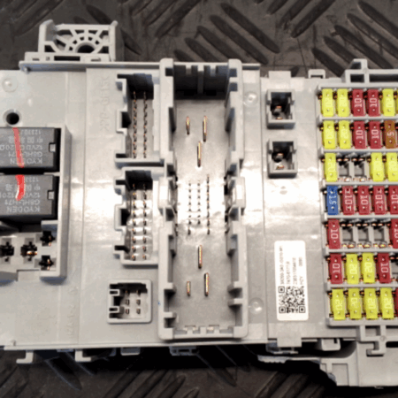 Honda CR-V  Sicherungskasten Relaisträger